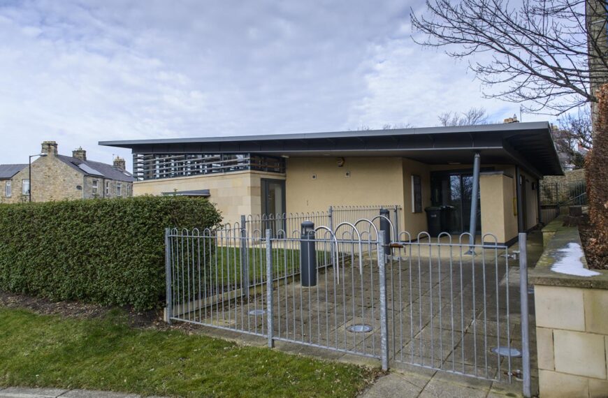 State-of-the-art council centre is redundant –…