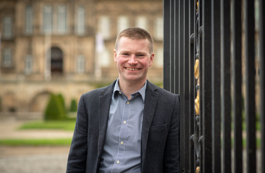 Surveyor Jonathan lands top honour