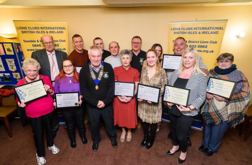 Lions pay tribute to local heroes