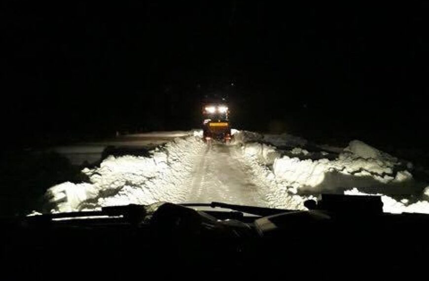 Paramedics thank local heroes who came to help
