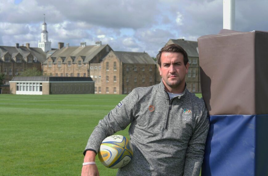 Ex-England rugby star is back at Barney School