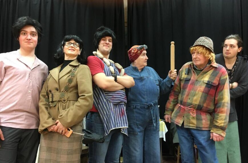 Players go in search of who killed the farmer