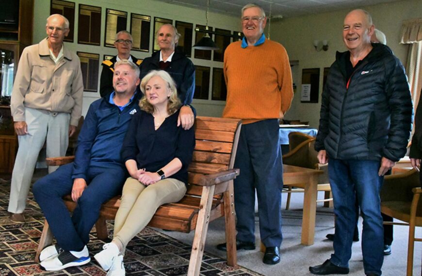 New pro Martyn takes over as Darren bows out