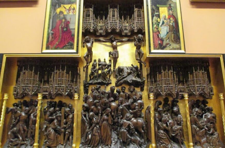 Did altarpiece signal start of The Bowes Museum collection?
