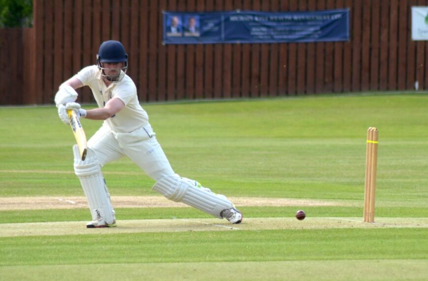 Cricket: Another frustrating afternoon for Barney