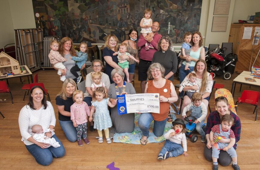 Donation boosts funds for thriving baby and toddler group