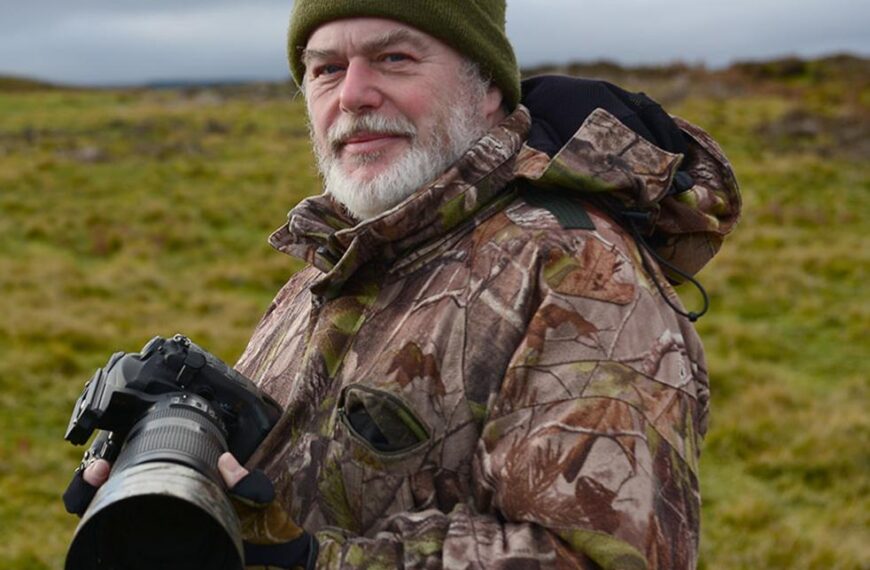 Wildlife photographer snaps up top award