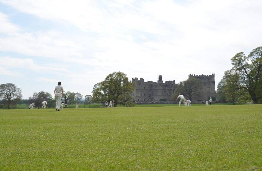 Sun shines on district cricket league