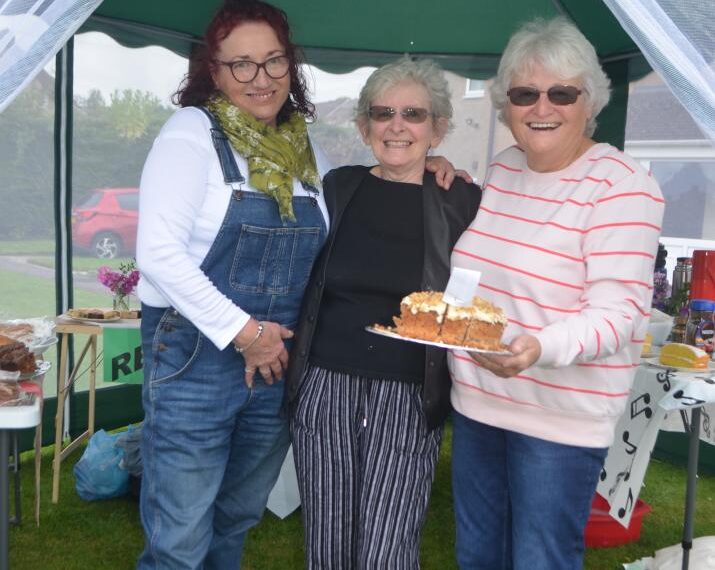 Busk and bake cooks up a tasty £300 for musicians’ charity