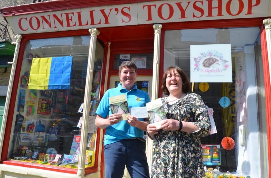 Poems raise another £300 for good cause