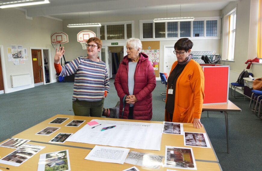 Views aired on future of Middleton church