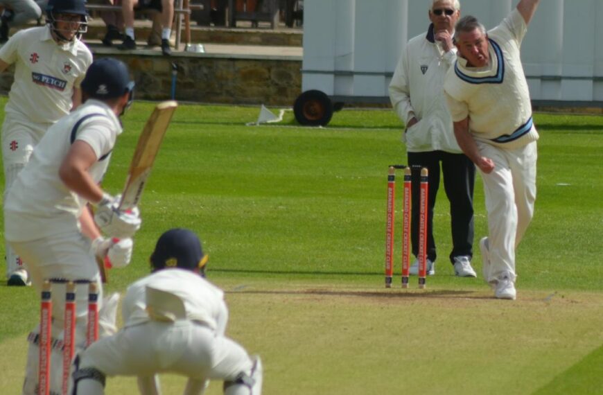 Win keeps pressure on league leaders