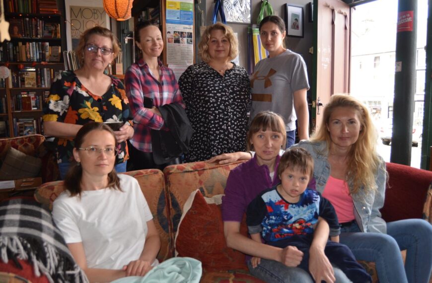 Town support group helps Ukrainian refugees settle in