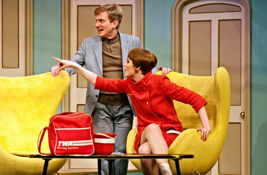 Review of Boeing Boeing – Darlington Hippodrome