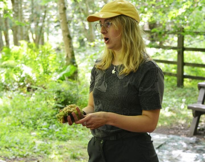 Youngsters go wild over dale’s peat bogs