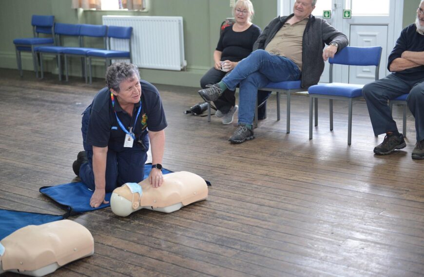 First aid sessions in memory of Peter