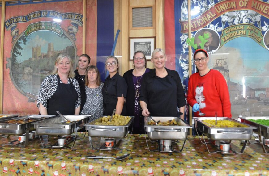 Cooking up a storm at community Christmas feast