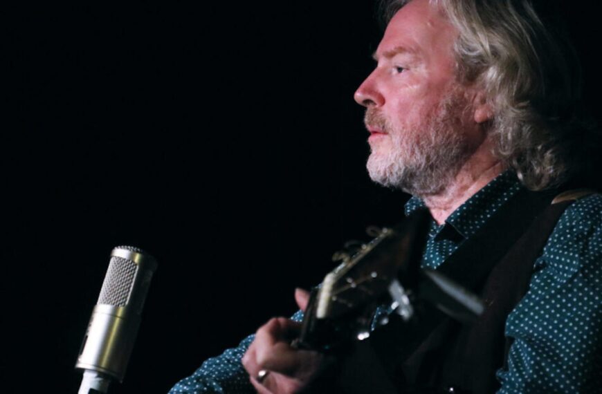 Reg leads charge of fabulous folk music coming to dale