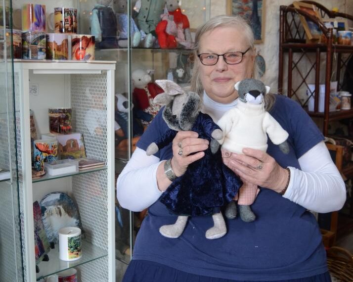 Community craft shop emerges from hibernation