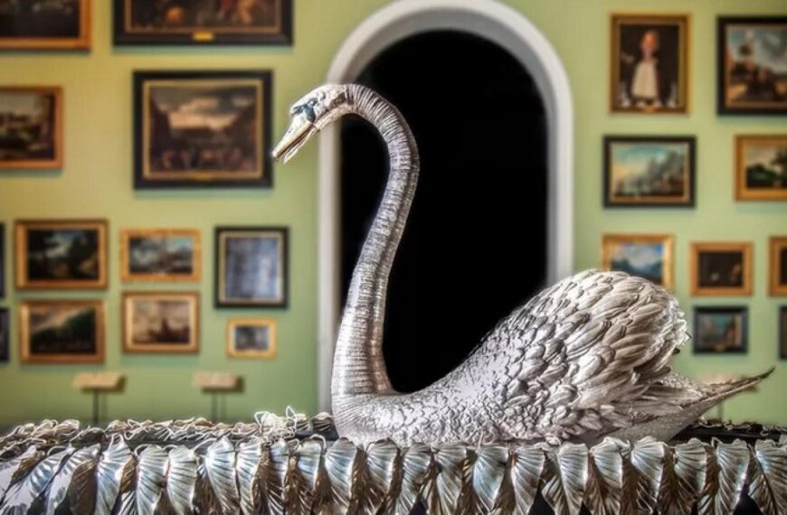 When will the Silver Swan work again?