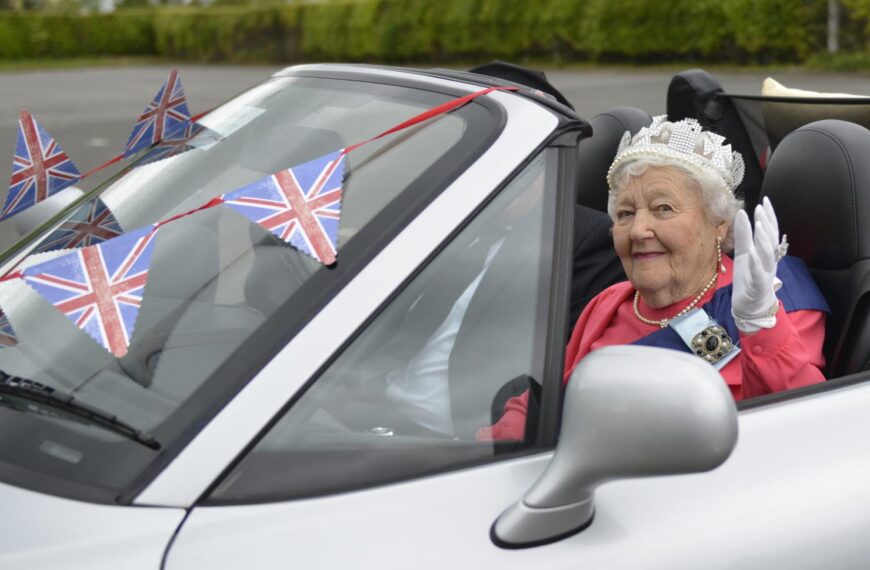 Tributes to community stalwart Gladys, 99