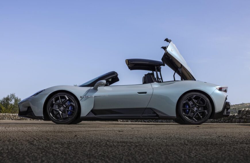 Test Drive: The New Maserati MC20