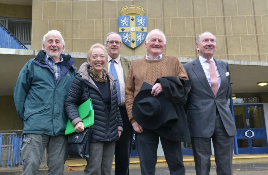 Sweet smell of success for slurry protestors