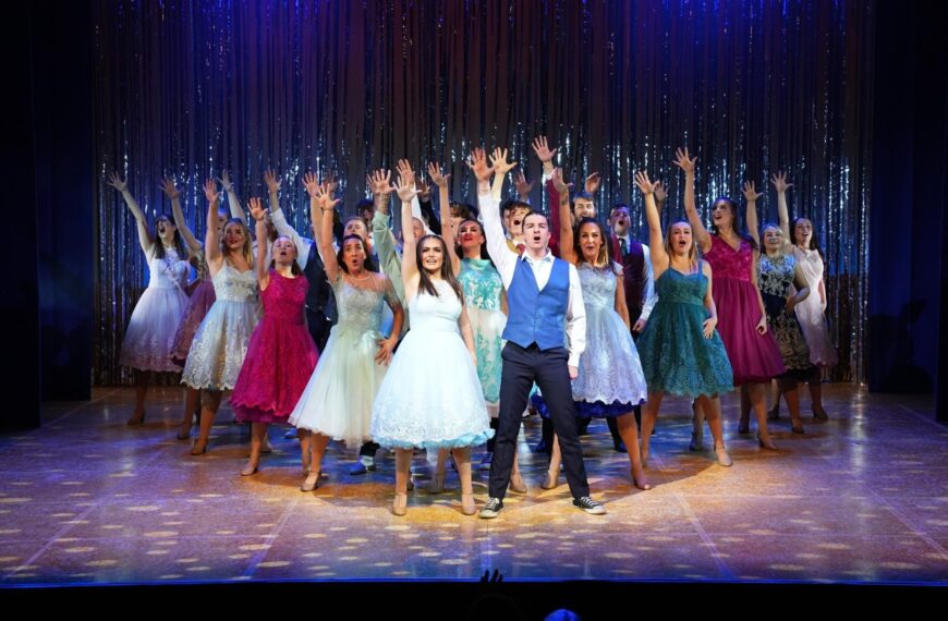 Review of Footloose – Darlington Hippodrome