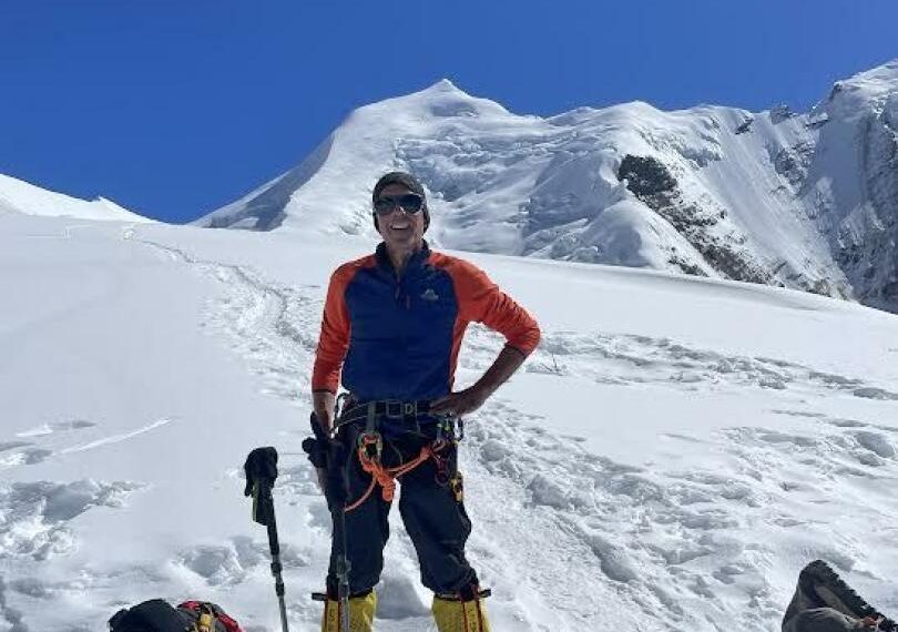 Groundsman Steve proves sky’s the limit