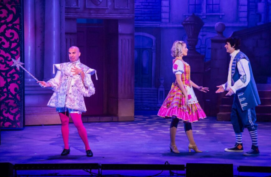 Review of Cinderella – Playhouse, Whitley Bay