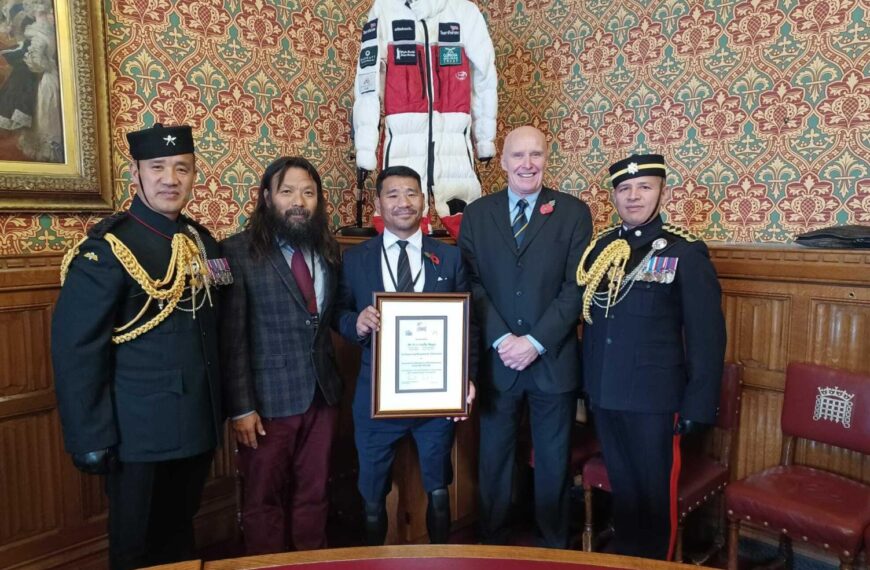 Climber honours ex-Gurkha amputee for Everest feat