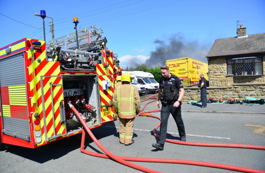 Vehicles destroyed in Evenwood blaze
