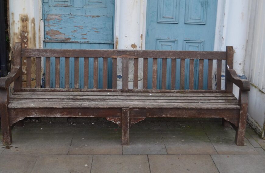 Find and fix team on their way to spruce up Barney