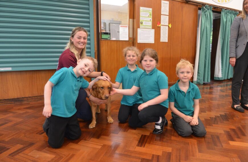 Pupils join campaign to persuade dog owners to pick up after pets