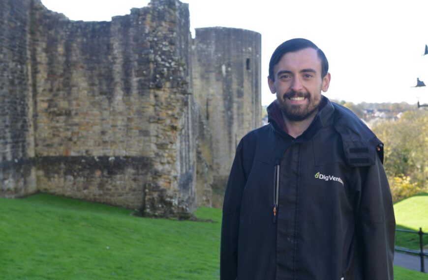 Residents invited to take part in archaeological dig at castle