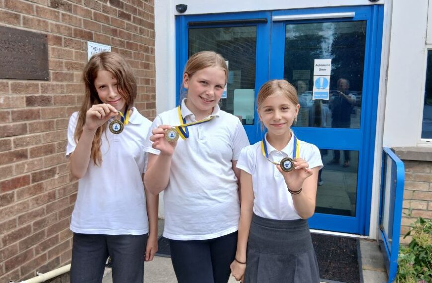 Quick-thinking Barnard Castle youngsters prevent drowning