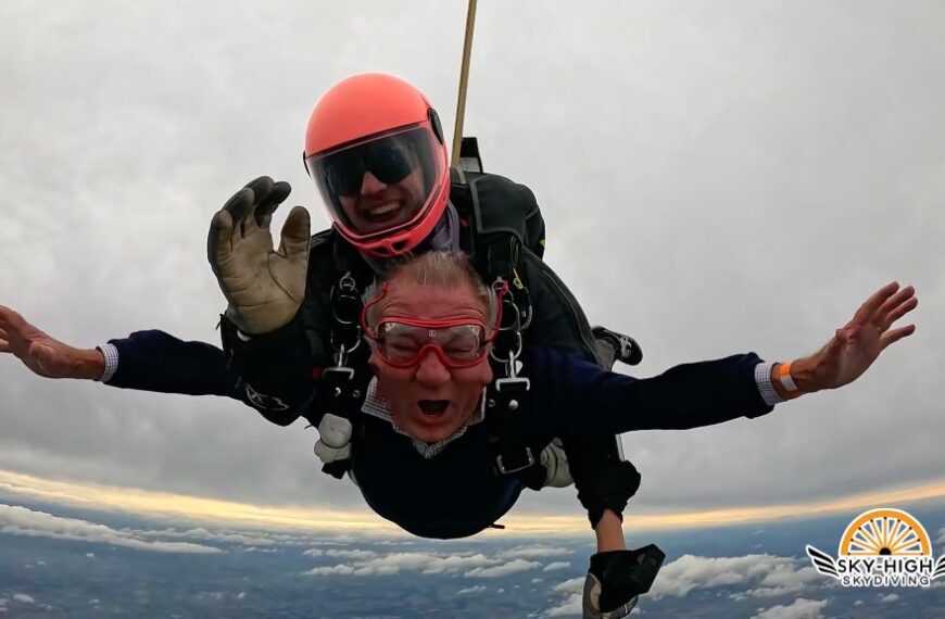 Barnard Castle town crier’s daring dive for charity